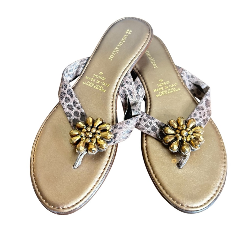 Naturalizer Leopard Print Bronze Medallion Flip Flops (made in Italy) 7M